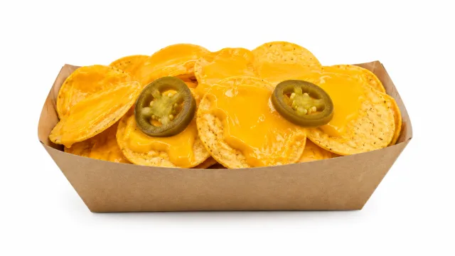 nacho appetizers with jalapeño slices